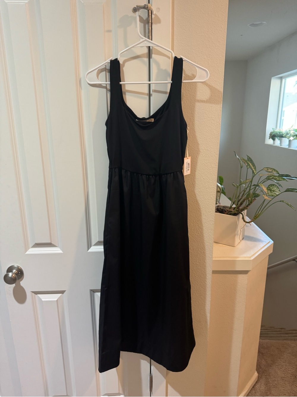 Black Tape_ Black Sleeveless Midi Dress with Scoop Neck